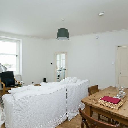 St Margaret'S Loch Apartment 爱丁堡 外观 照片